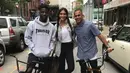 Seperti yang dilansir dar akhirnya Sonam Kapoor pun buka suara tentang kabar pernikahannya. Ia mengaku jika akan melangsungkan pernikahannya pada 7 Mei 2018. (Foto: instagram.com/anandahuja)