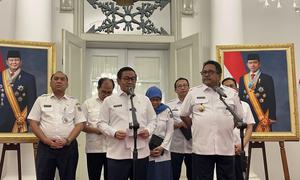 Gubernur DKI Jakarta Pramono Anung mengumumkan penetapan Upah Minimum Provinsi (UMP) tahun 2026 di Jakarta. (Liputan6.com/Winda Nelfira)