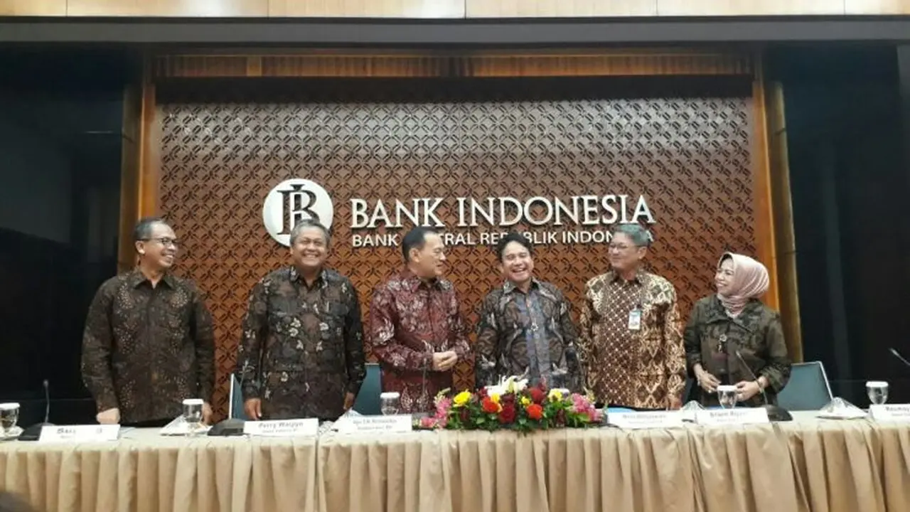 Dewan Gubernur Bank Indonesia menggelar media briefing dengan tema Perekonomian Terkini, Prospek dan Arah Kebijakan Bank Indonesia, Kamis (28/12/2017). (Ilyas/Liputan6.com)