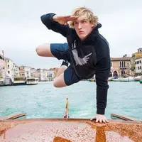 Ternyata ini bukanlah pertama kalinya Logan Paul tuai kontroversi. (Foto: Instagram Logan Paul)