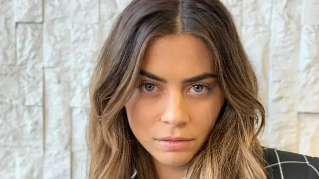 [Fimela] Lorenza Izzo