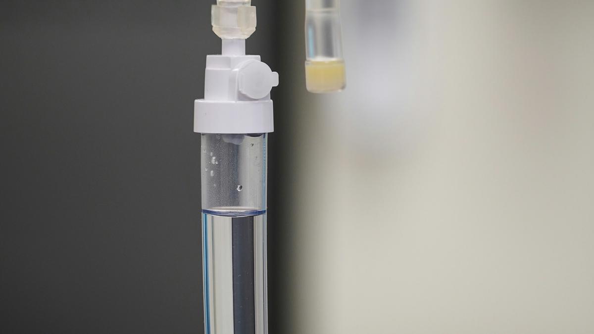 Infus Vitamin untuk Bikin Tubuh Lebih Bugar, Perlu atau Sekadar Tren?