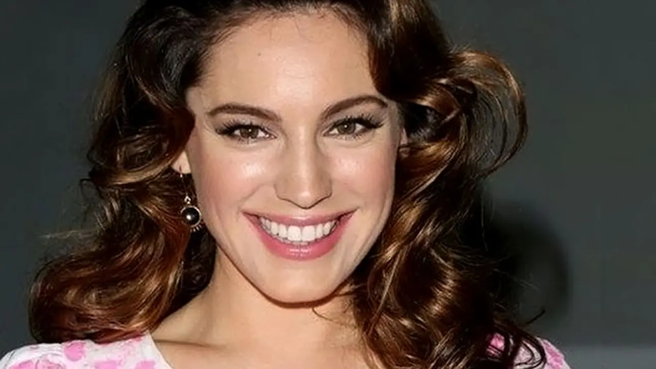 kelly-brook-2-131226c.jpg