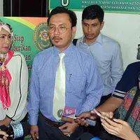 Sidang Cerai Donny Kesuma (Deki Prayoga/bintang.com)