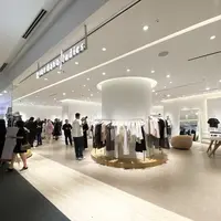 Giordano Ladies kembali buka toko di Jakarta Terbesar se Asia Tenggara. [Anisha/Fimela]
