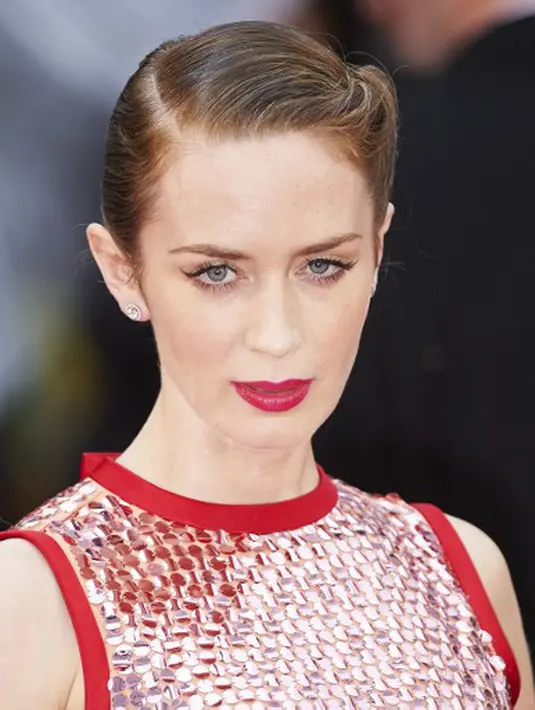 Wanita berkebangsaan Inggris ini pun memberikan konfirmasi.  'Adegan telanjang itu tadinya ada, tapi harus dihilangkan karena kami tidak setuju, ' ucap Emily Blunt dikutip People (1/10/2015). (AFP/Bintang.com)