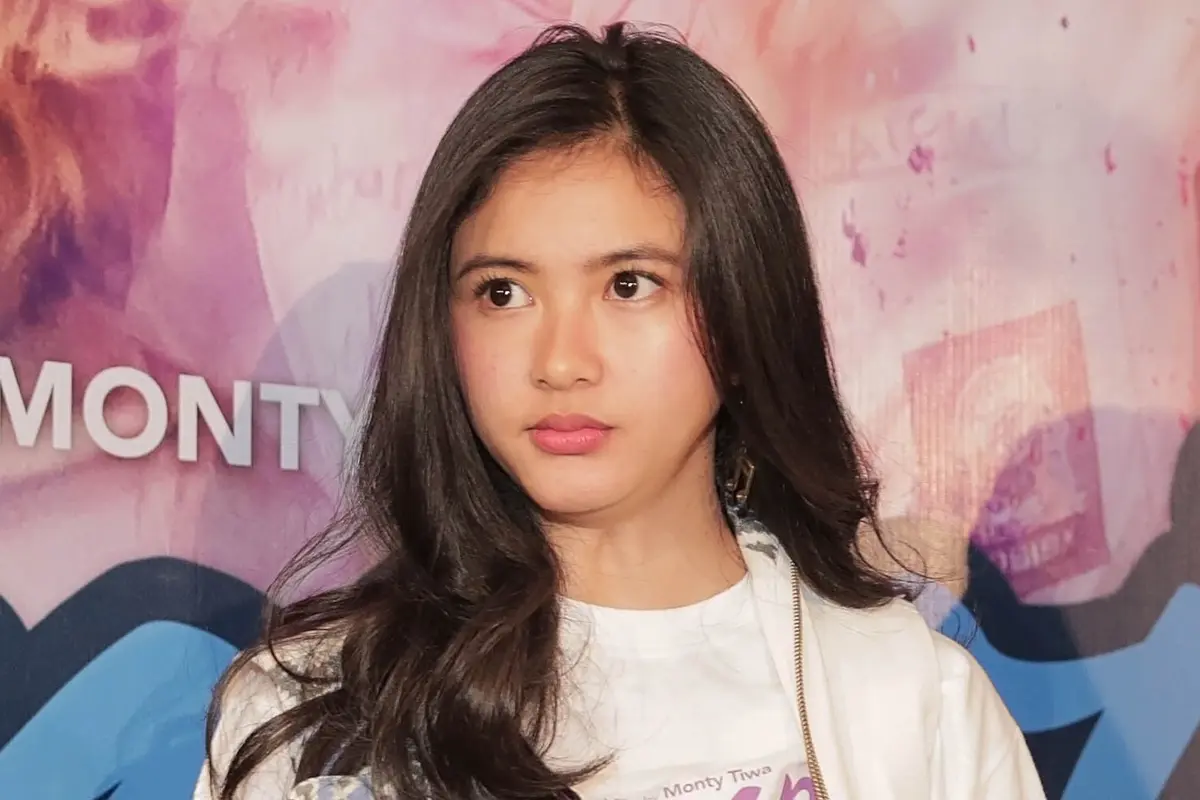 [Bintang] Adinda Azani