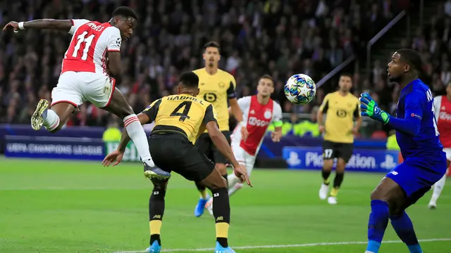 Hajar Lille 3-0, Ajax Puncaki Klasemen Grup H Liga Champions