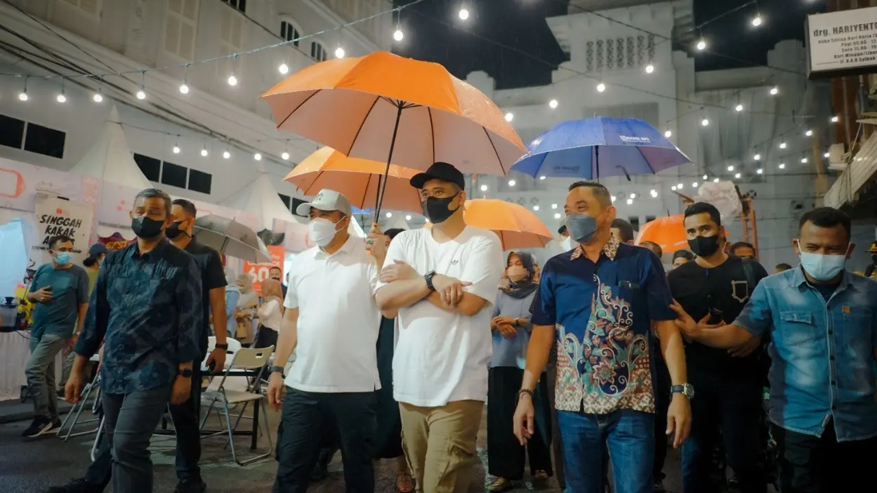 Kesawan City Walk Buka Lagi dengan Prokes Ketat, Lepas Masker Langsung Swab