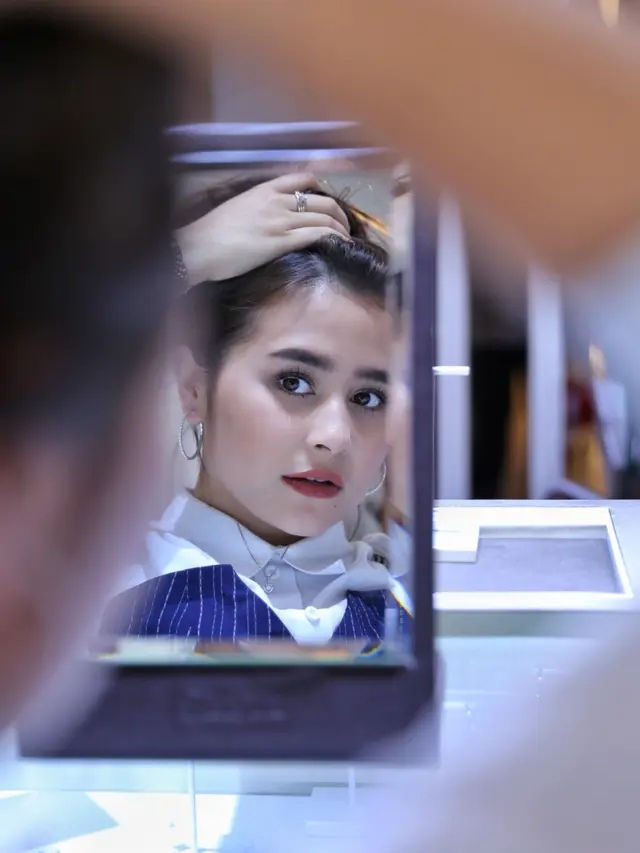 [Fimela] Prilly Latuconsina