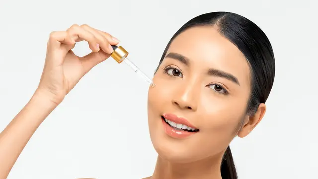 Iritasi Scrub Wajah Nggak Boleh Diabaikan, Simak Fakta Penting dan Solusi Perawatan yang Bisa Dicoba