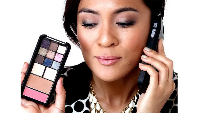 Ini Rupa Casing IPhone Cantik Menyerupai Tempat Makeup