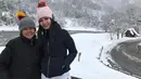 Gracia Indri, tengah sibuk dengan urusan perceraiannya bersama David Noah pun juga liburan ke Jepang bersama mamanya. Mereka menikmati hamparan salju dan udara yang sangat dingin. (Instagram/graciaz14)