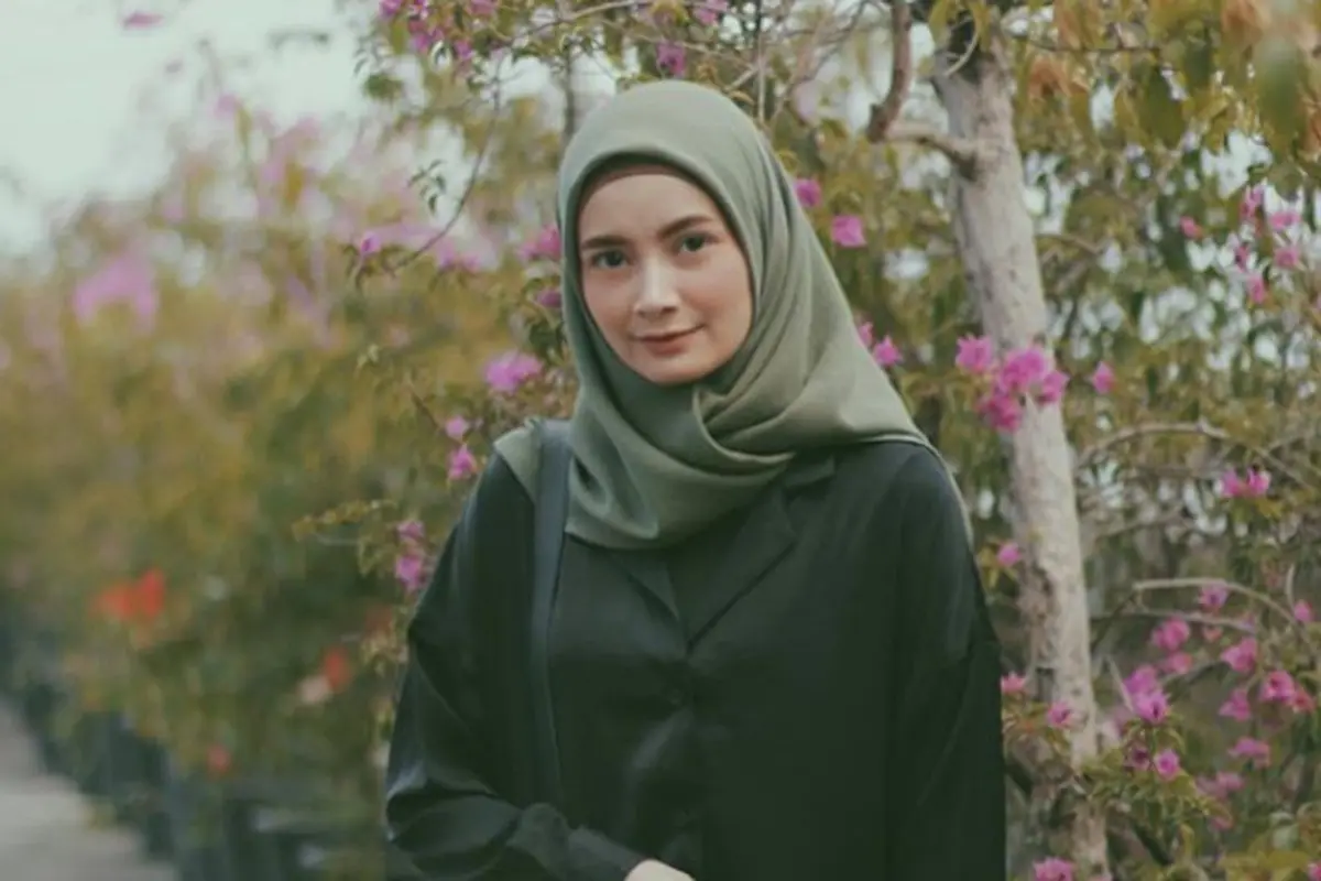 Model jilbab Dhatu Rembulan