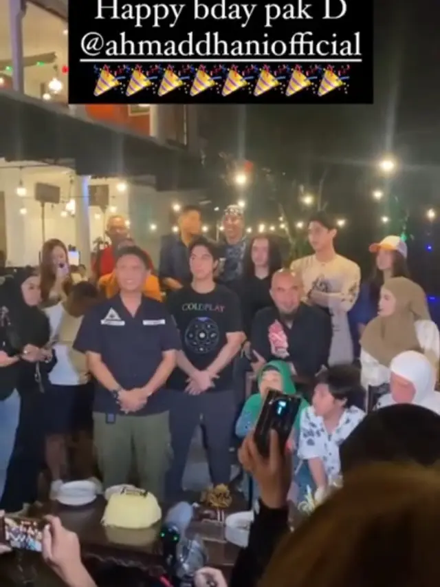 Potret Ulang Tahun ke-52 Ahmad Dhani, Rayakan bersama Keluarga dan Sahabat