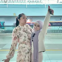 Beda Gaya Sienna Anak Marshanda dan Mikhayla Putri Nia Ramadhani. [@marshanda]