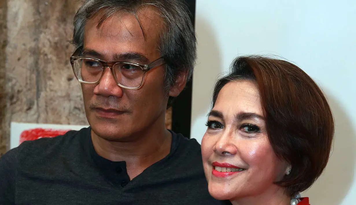 Selain Julie Estelle, Tio Pakusadewo, Widyawati dan Rio Dewanto turut bermain dalam film ini. Ost dalam film ini pun direncanakan akan dirilis pula dalam bentuk CD lengkap dengan video klipnya. (Deki Prayoga/Bintang.com)