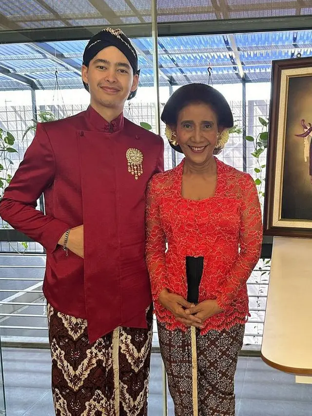 Alvy Xavier Anak Bungsu Susi Pudjiastuti saat Pernikahan Sang Kakak Nadine. [@susipudjiastuti115]