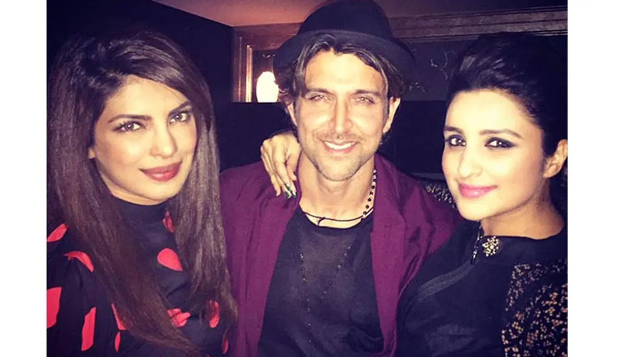 Hrithik Roshan Pesta Bareng Priyanka dan Parineeti Chopra