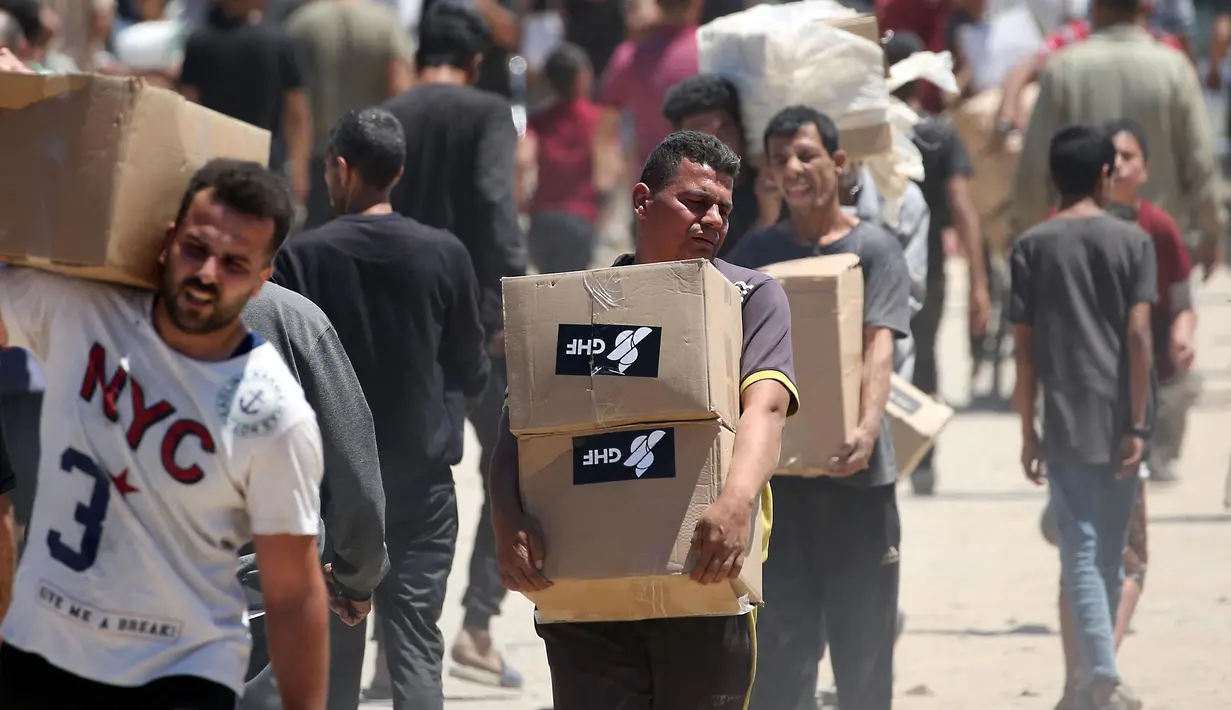 Saat ini, persoalan distribusi bantuan kemanusiaan menjadi fokus utama di tengah kekhawatiran akan kelaparan dan kritik keras terhadap blokade bantuan Israel dan Gaza Humanitarian Foundation (GHF). (Eyad BABA/AFP)
