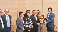 Ketua DPR Bambang Soesatyo dan rombongan dalam pertemuan bilateral dengan Ketua Parlemen Georgia Khobakhidze Iraklli di Jenewa, Swiss, Minggu (25/3/2018). (Ist)