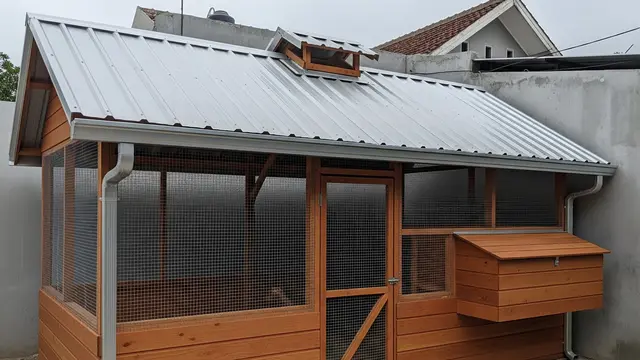 Kandang Atap Full Cover dengan Ventilasi Silang