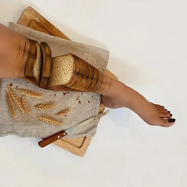 Ilusi optik di kaki dari makeup