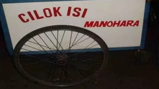6 Cara Promosi Penjual Cilok Ini Nyeleneh Banget