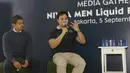 Senior Brand Manager Men Face Care, Michael Suwito, saat acara peluncuran produk Nivea Men di Jakarta, Selasa, (5/9/2017). Nivea mengeluarkan produk baru berupa sabun muka cair untuk pria. (Bola.com/M Iqbal Ichsan)