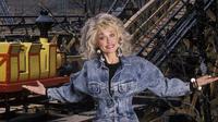 Dolly Parton has canceled her highly anticipated Las Vegas residency due to ongoing health concerns. Here are the details! (Photo: Dolly Parton in X)