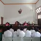Persidangan dengan terdakwa mantan Sekda Pemkab Tasikmalaya di PN Bandung. (Huyogo Simbolon)