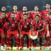 Pelatih asal Inggris itu berhasil mempersembahkan sebuah kemenangan meyakinkan untuk Timnas Indonesia. Tampak dalam foto, pemain Timnas Indonesia berfoto bersama jelang melawan Saint Kitts and Nevis pada ajang FIFA Series 2026 di Stadion Utama Gelora Bung Karno (SUGBK), Jumat (27/3/2026) malam WIB. (Bola.com/Abdul Aziz)