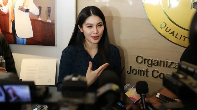 [Bintang] Sandra Dewi (Preskon Kelahiran)