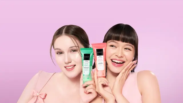 Scarlett Low pH Gel Cleanser Hadir dengan Dua