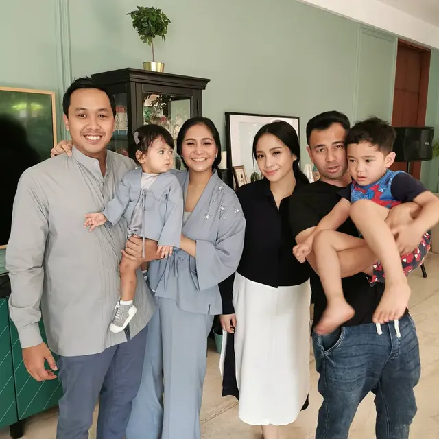 6 Momen Kebersamaan Rafathar dan Anak Caca Tengker, Bak Saudara Kandung
