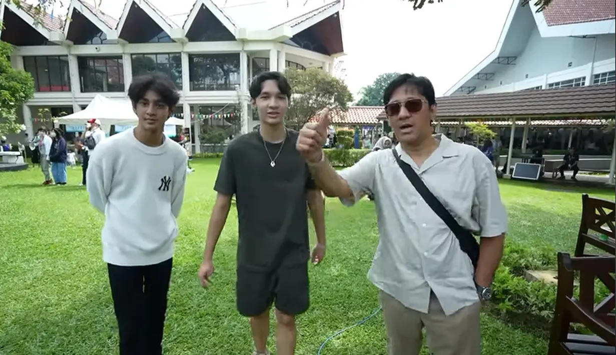 Momen tersebut dibagikan di kanal Youtube anak kedua Andre dan Erin, Kenzy Taulany. Dalam video  yang dibagikan, Dio dan Kenzy memiliki grup yang berbeda. [Youtube/Kenzy Taulany]