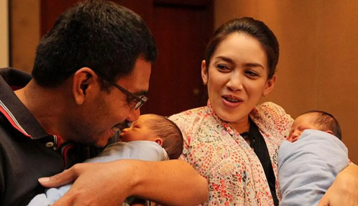 Rieke Diah Pitaloka dan Donny Gahral (Via Instagram/@Bintangcomid)