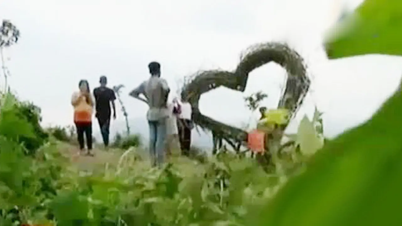  Bukit Jomblo 