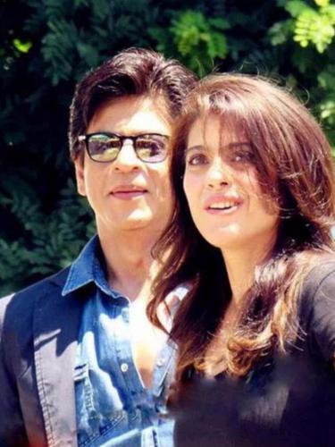 Syuting Dilwale Di Bulgaria Usai Shahrukh Khan Kajol Gelar Pesta News Entertainment Fimela Com