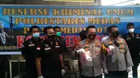 Wakapolrestabes Medan, AKBP Irsan Sinuhaji, saat konferensi pers di RS Bhayangkara Polda Sumut, Jalan KH Wahid Hasyim, Kota Medan