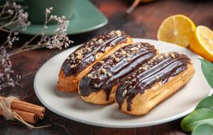 The tastiest French pastries you need to try. (Photo: KamranAydinov/Freepik)