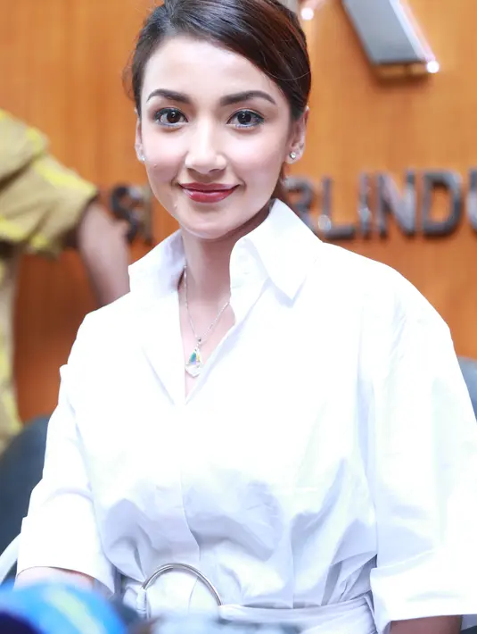 "Kalau untuk pembuktian harusnya membawa Marwa. Ini kan pembuktian penggugat dulu, kalau pembuktian tergugat insya Allah kami akan membawa Atalarik," ujar Junaedi, kuasa hukum Atalarik Selasa (20/6). (Adrian Putra/Bintang.com)