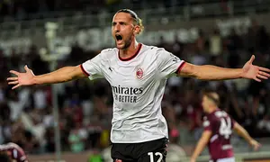 Pemain AC Milan Adrien Rabiot merayakan gol dalam laga Serie A antara Torino vs Milan di Turin, Italia, Minggu, 23 Agustus 2026. (Marco Alpozzi/LaPresse via AP)