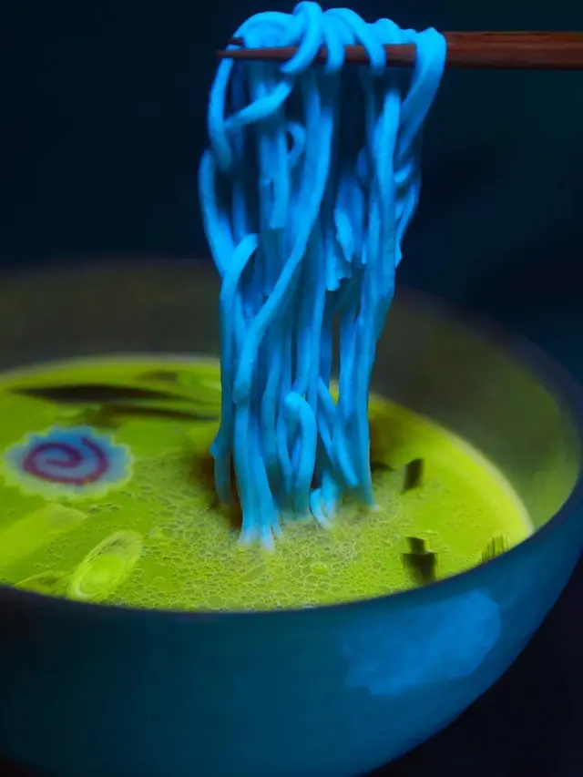 Ramen Glow In The Dark