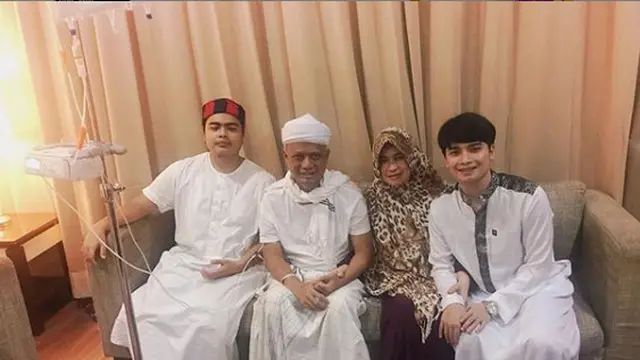 Ustaz Arifin Ilham dan Keluarga