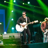 Band Naif sukses menghibur fans setianya ‘KawaNaif’ dan pengunjung yang hadir dalam acara Jakarta Urban Gigs di kota Kasablanka, Jakarta Sabtu (20/2) malam. (Dezmond Manullang/Bintang.com)