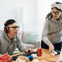 Ilustrasi pasangan malas/copyroghtshutterstock/PR Image Factory