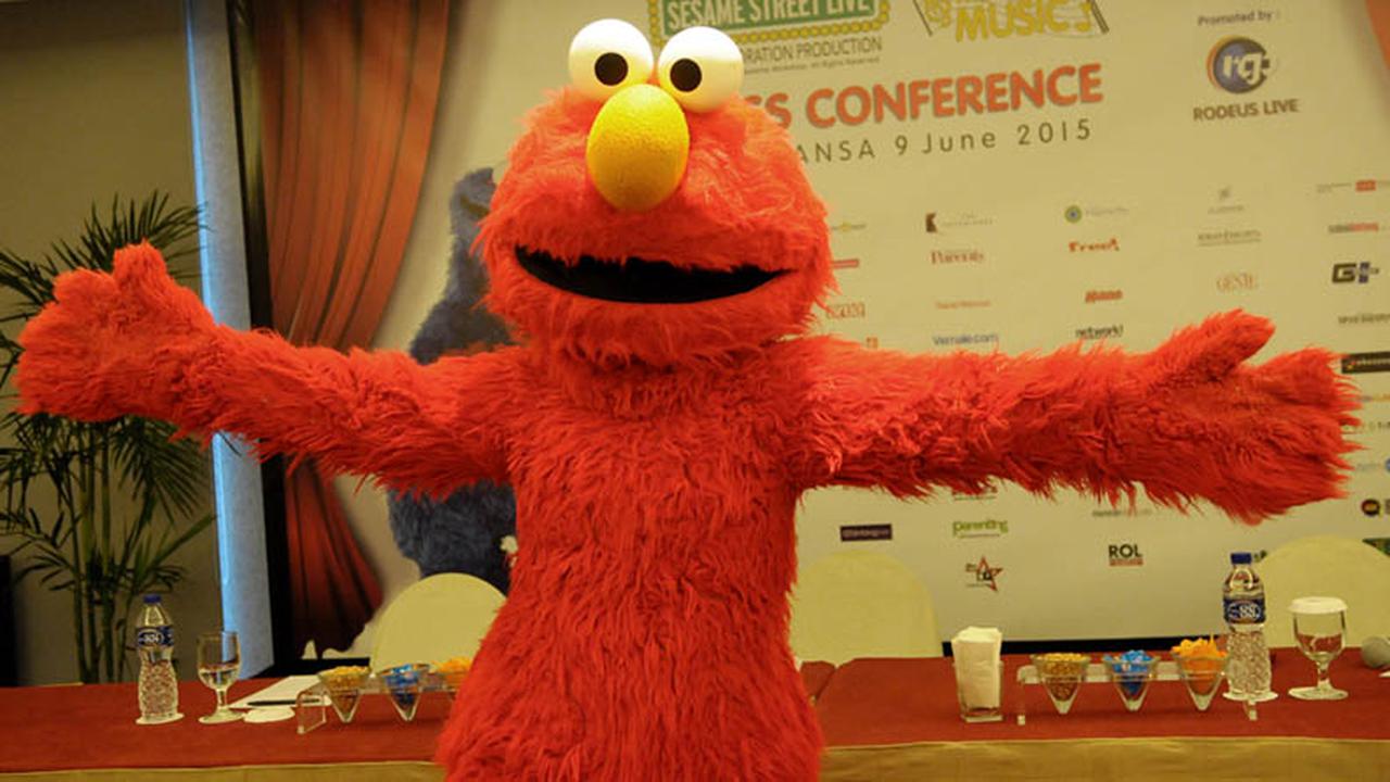 Karakter Sesame Street Hadir di Elmo Makes Music