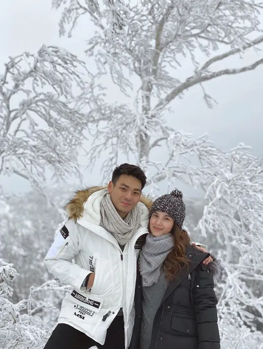 Chelsea Islan dan Rob Clinton Kardinal (Instagram/robclintonkardinal)