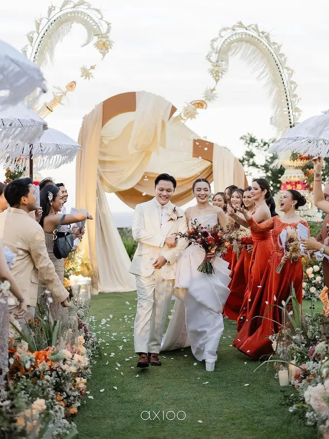 Resepsi kedua Mahalini dan Rizky Febian (Instagram/thebridestory)